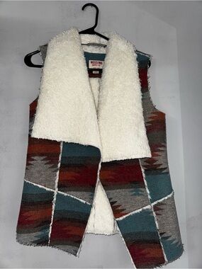 Mossimo Supply Co. Cream, Teal & Rust Aztec Sherpa Patchwork Vest
